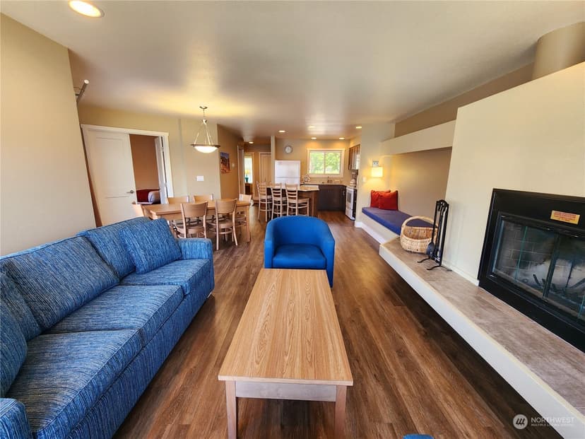 Property photo for 1 Lakeside 709-O, Manson photo 6