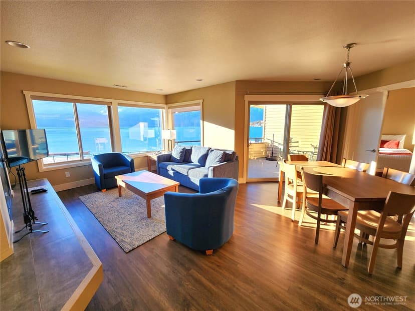 Property photo for 1 Lakeside 709-O, Manson photo 7
