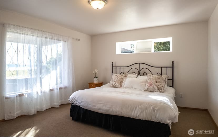 Property photo for 15 A Saratoga Drive, Hat Island photo 17