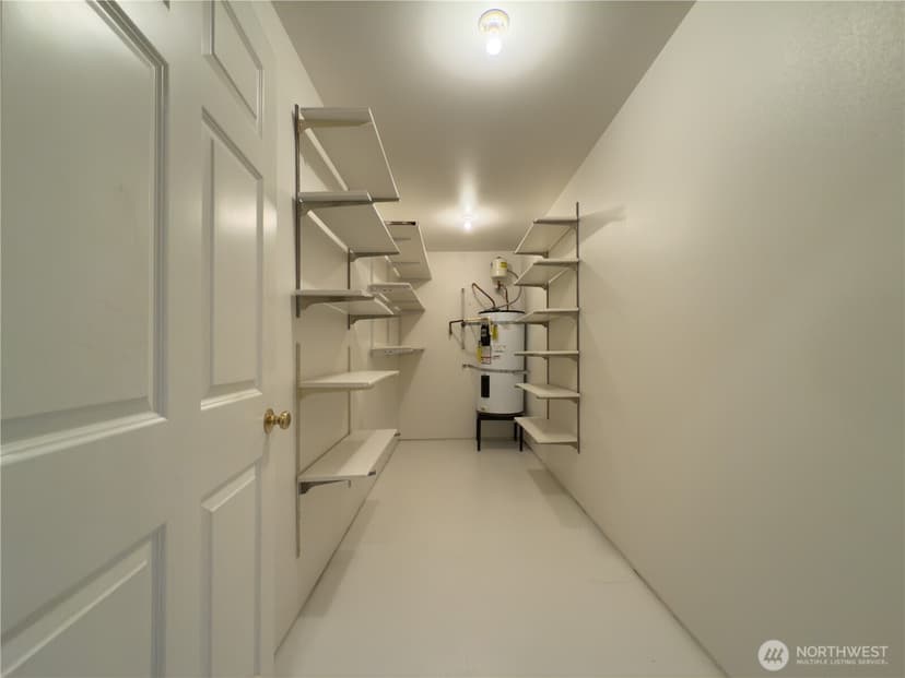 Property photo for 15 A Saratoga Drive, Hat Island photo 24