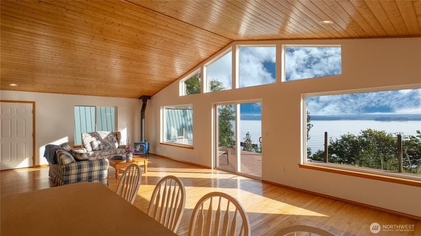 Property photo for 15 A Saratoga Drive, Hat Island photo 4