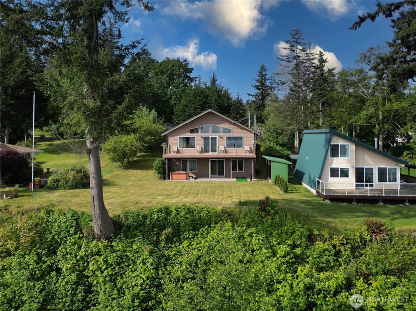 Property photo for 15 A Saratoga Drive, Hat Island photo 26
