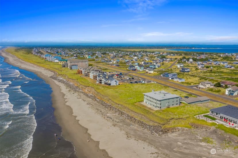 Property photo for 1443 Ocean Shores Boulevard SW #301, Ocean Shores photo 32