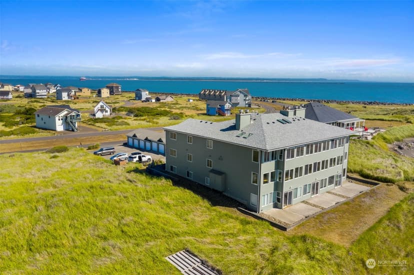 Property photo for 1443 Ocean Shores Boulevard SW #301, Ocean Shores photo 28
