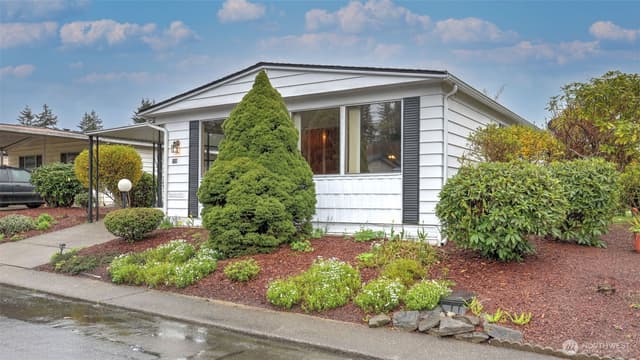 Property photo for 201 Union Avenue SE #128, Renton photo 3