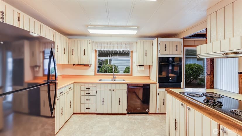 Property photo for 201 Union Avenue SE #128, Renton photo 12