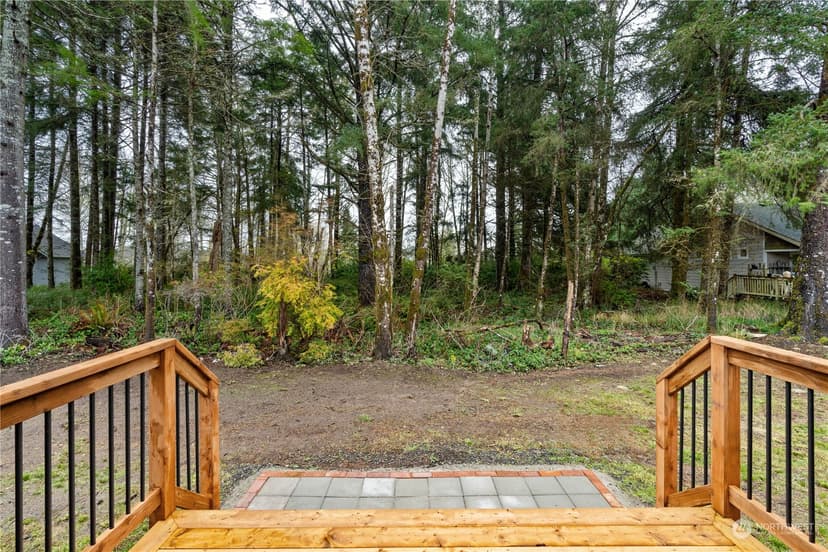 Property photo for 394 Lake View Loop NE, Ocean Shores photo 19