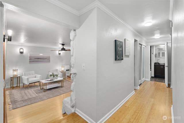 Property photo for 5038 California Avenue SW #2, Seattle photo 3
