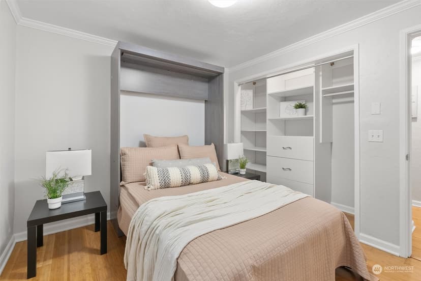 Property photo for 5038 California Avenue SW #2, Seattle photo 16