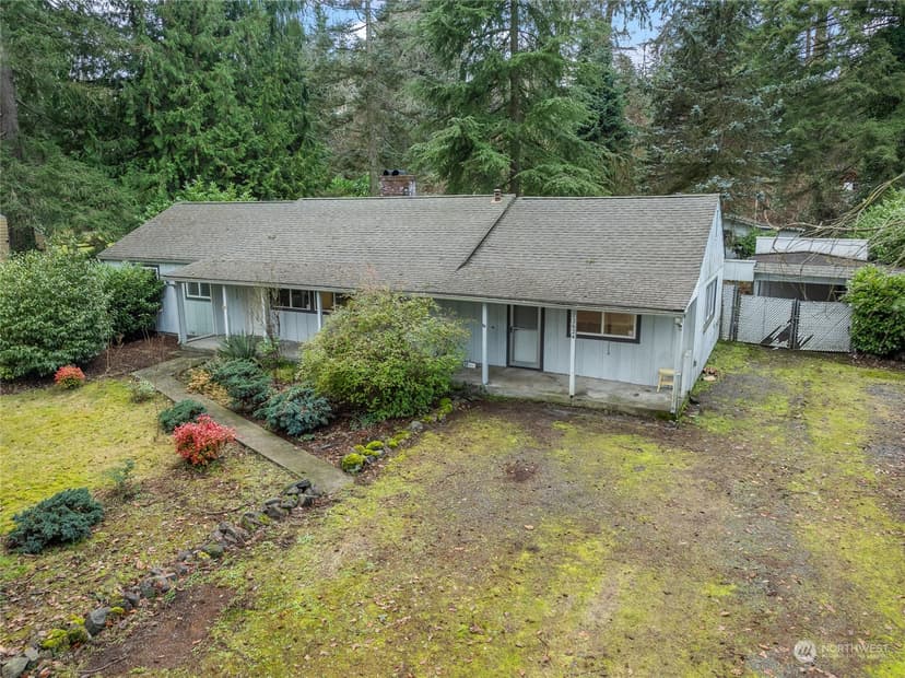 Property photo for 12624 Glenwood Avenue SW, Lakewood photo 23