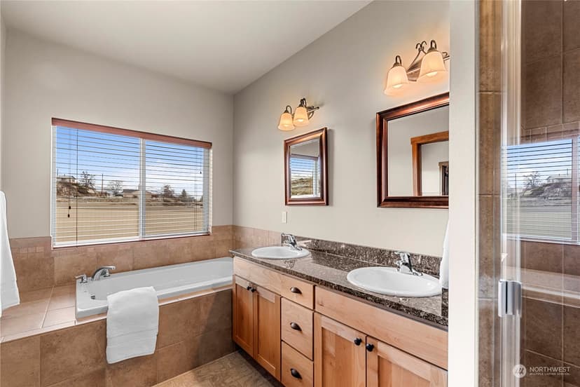 Property photo for 549 Village Drive, Manson photo 15