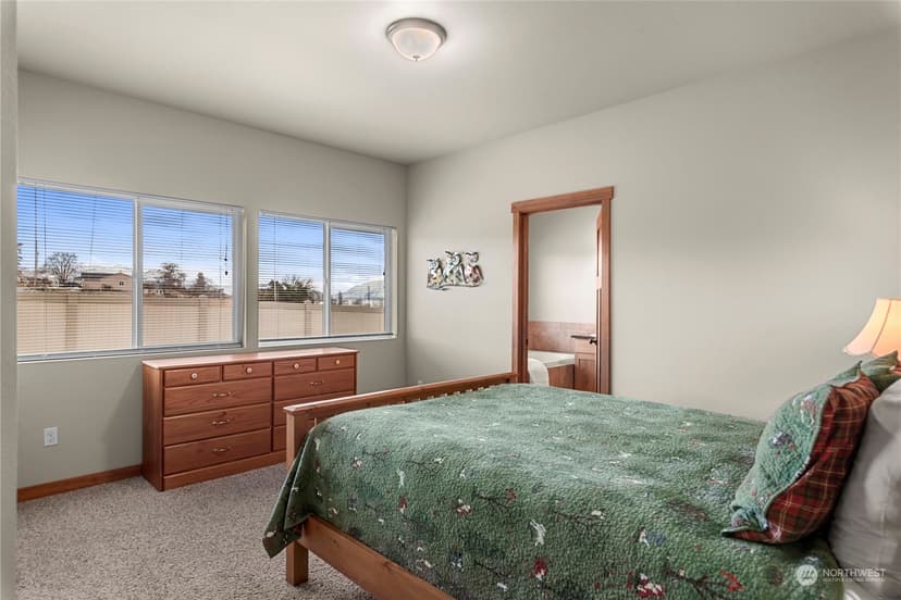 Property photo for 549 Village Drive, Manson photo 13