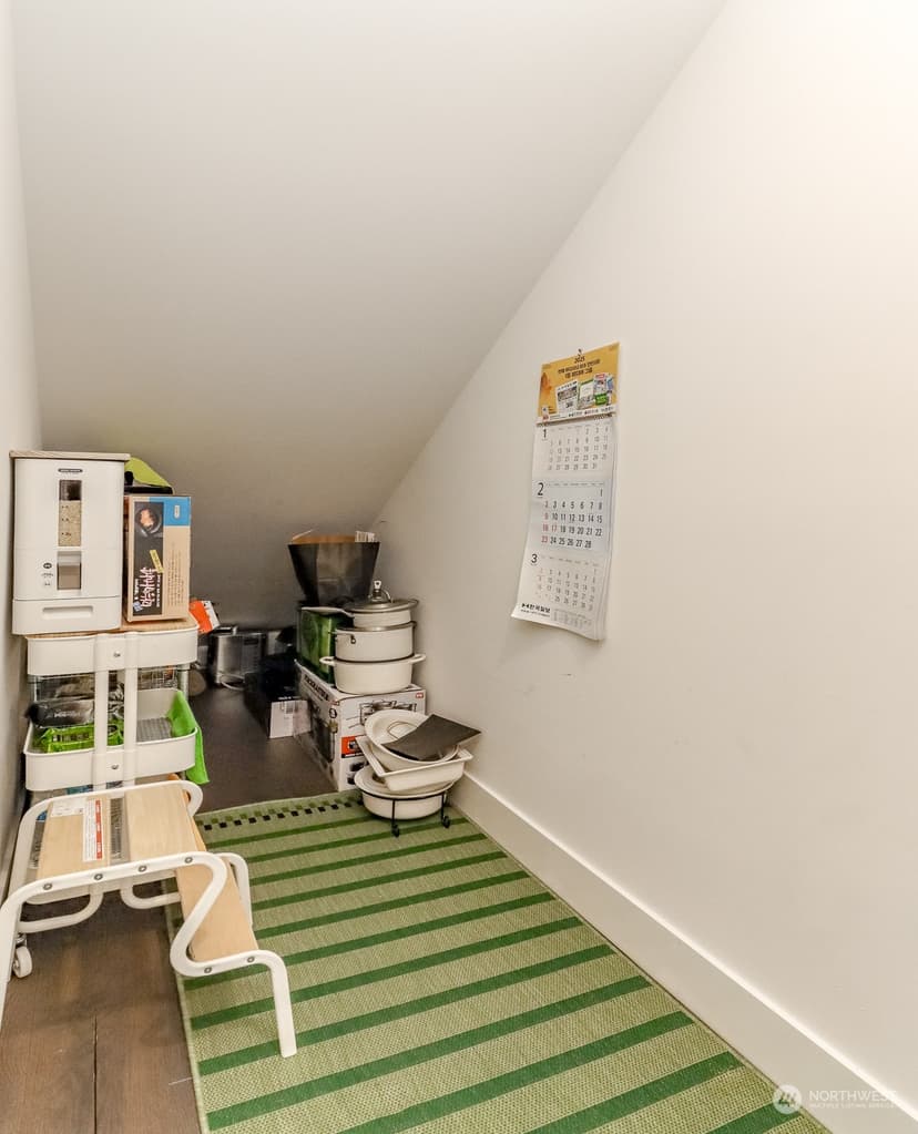 Property photo for 8508 S 116th Street, Seattle photo 19
