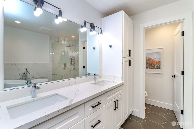 Property photo for 8508 S 116th Street, Seattle photo 24