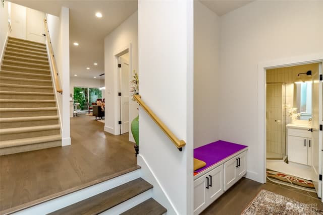 Property photo for 8508 S 116th Street, Seattle photo 5