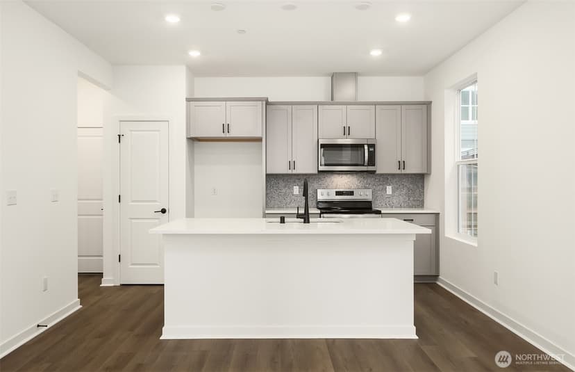 Property photo for 4273 McKinley Lot 21 Avenue, Carnation photo 6