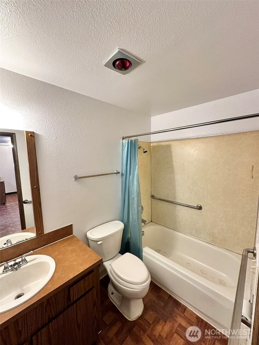 Property photo for 766 Ocean Court NW #205, Ocean Shores photo 8