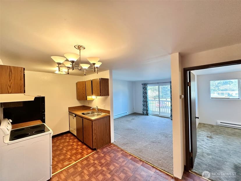 Property photo for 766 Ocean Court NW #205, Ocean Shores photo 6
