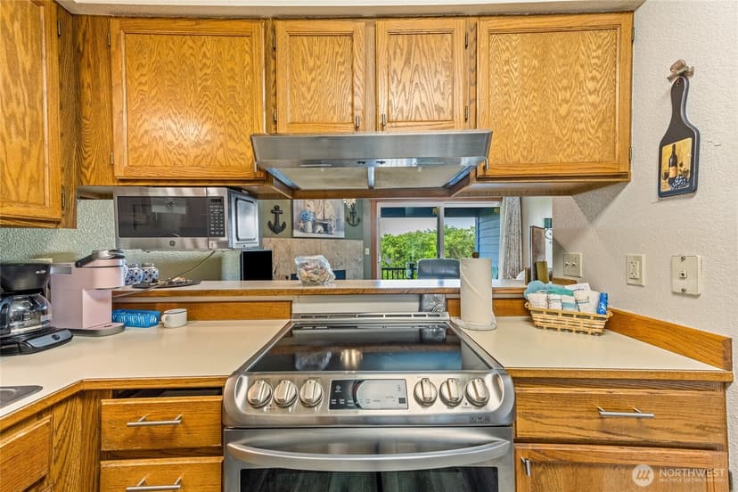 Property photo for 835 Ocean Shores Boulevard #205, Ocean Shores photo 10