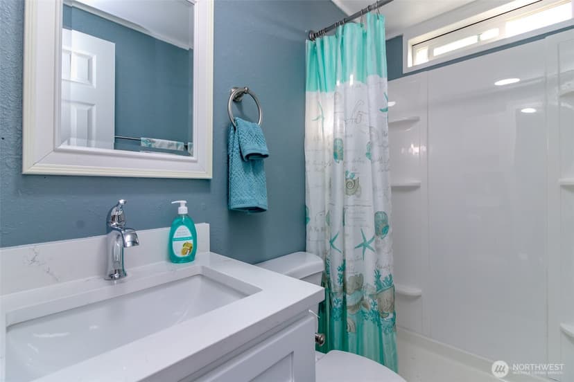 Property photo for 210 37th St SE #8, Auburn photo 18