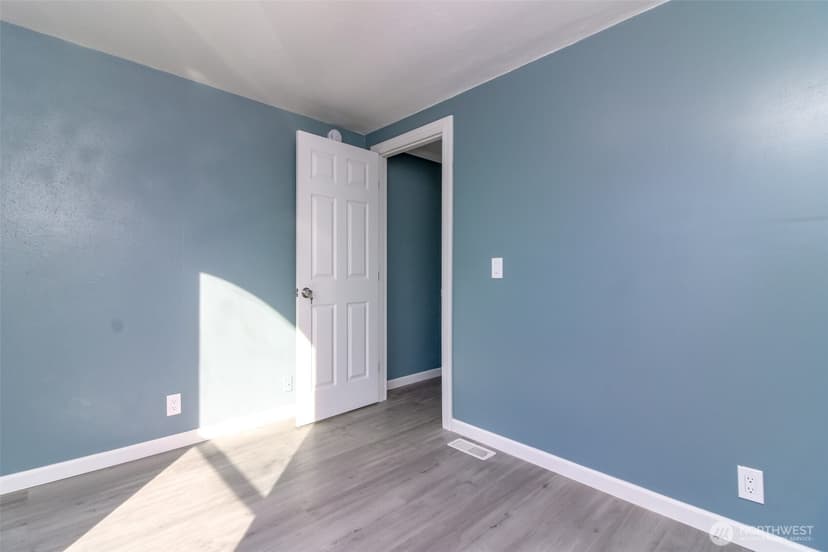 Property photo for 210 37th St SE #8, Auburn photo 17