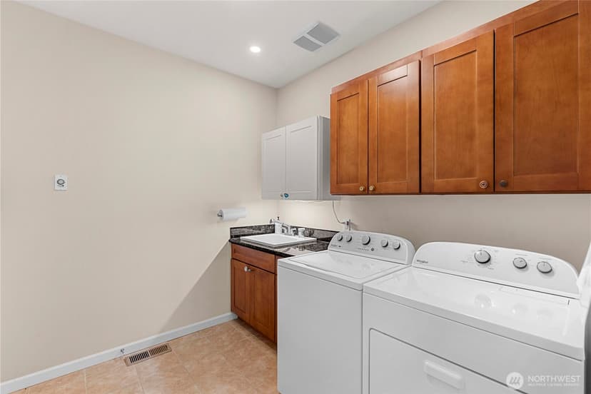 Property photo for 210 Village Drive, Manson photo 24