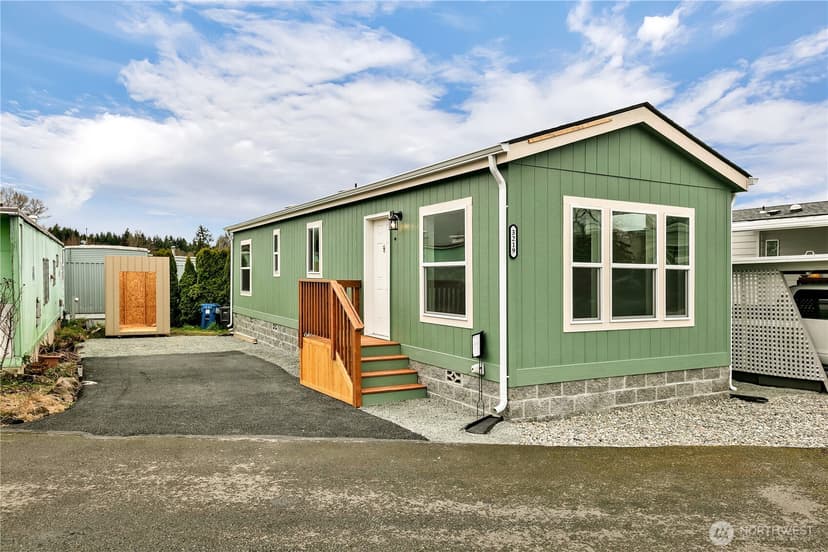 Property photo for 3219 S 181st Place #127, SeaTac photo 2