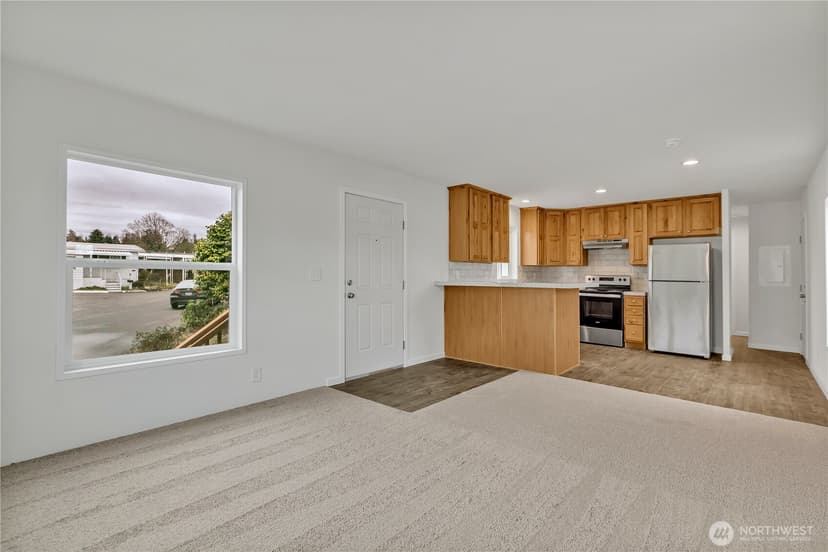 Property photo for 3219 S 181st Place #127, SeaTac photo 7