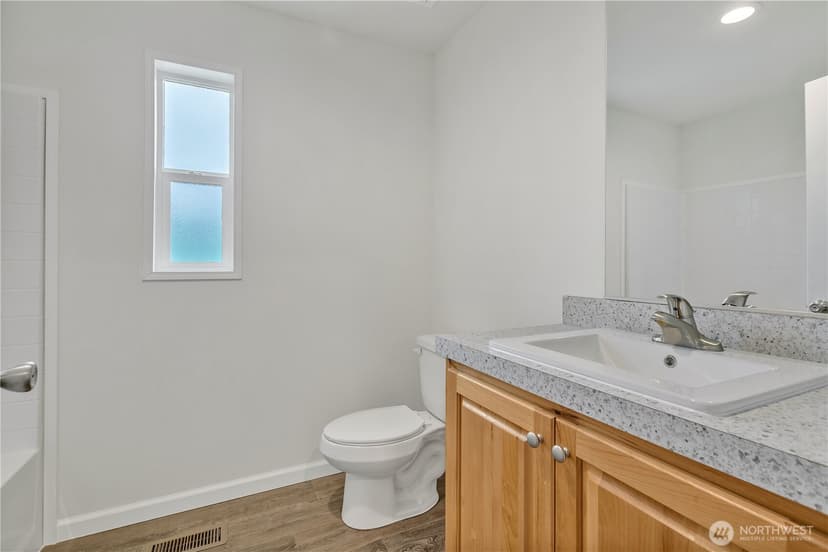 Property photo for 3219 S 181st Place #127, SeaTac photo 14