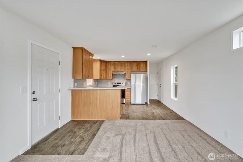 Property photo for 18320 35th Place S #384, SeaTac photo 6