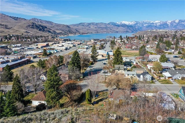 Property photo for 524 E Allen Avenue, Chelan