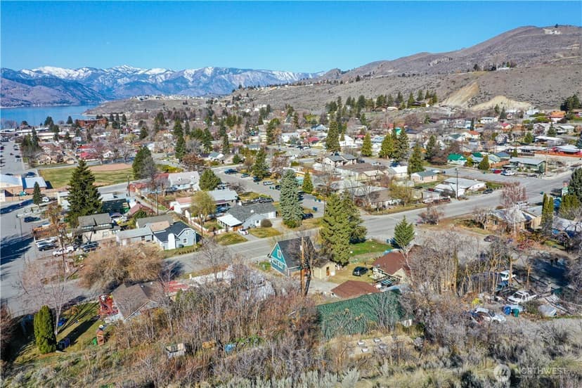 Property photo for 524 E Allen Avenue, Chelan photo 28