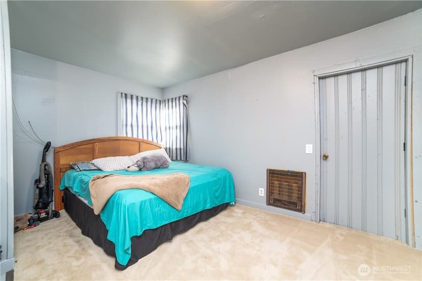Property photo for 524 E Allen Avenue, Chelan photo 9