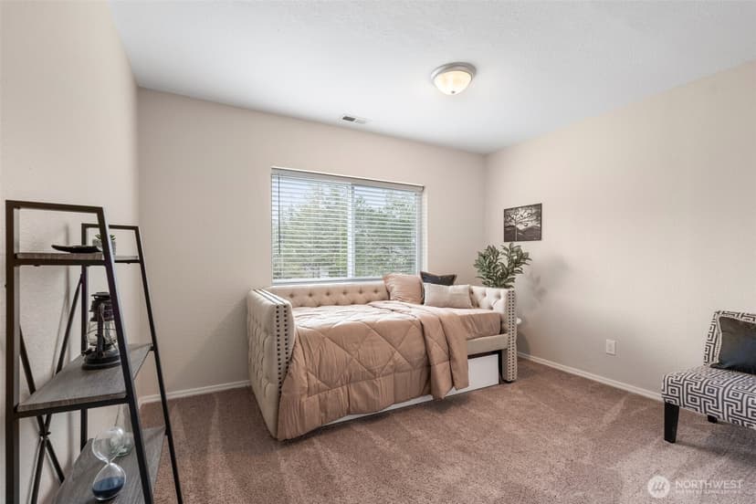 Property photo for 578 Meadow Avenue NE, Ocean Shores photo 23