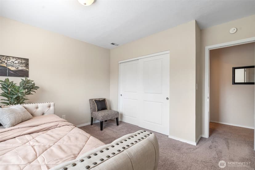 Property photo for 578 Meadow Avenue NE, Ocean Shores photo 24