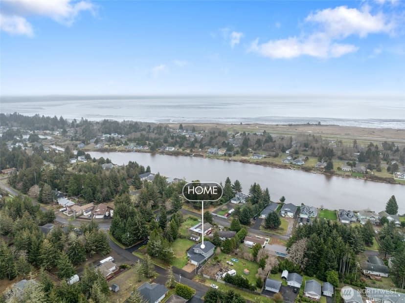 Property photo for 578 Meadow Avenue NE, Ocean Shores photo 29