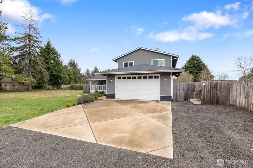 Property photo for 578 Meadow Avenue NE, Ocean Shores photo 28