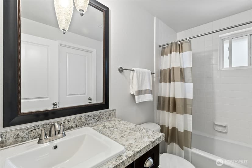 Property photo for 328 9th Avenue SE #D5, Puyallup photo 18
