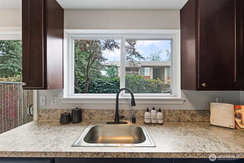 Property photo for 328 9th Avenue SE #D5, Puyallup photo 9