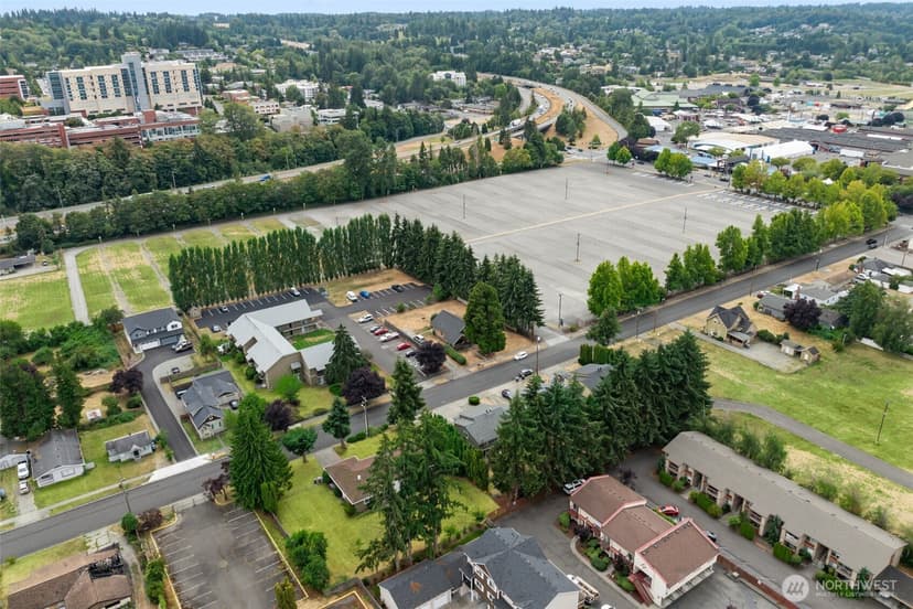 Property photo for 328 9th Avenue SE #D5, Puyallup photo 21