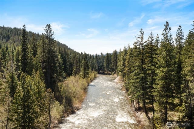 Property photo for 2514 Kinnikinnick Drive, Leavenworth photo 4