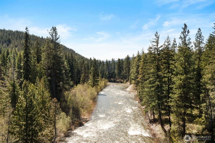 Property photo for 2514 Kinnikinnick Drive, Leavenworth photo 4
