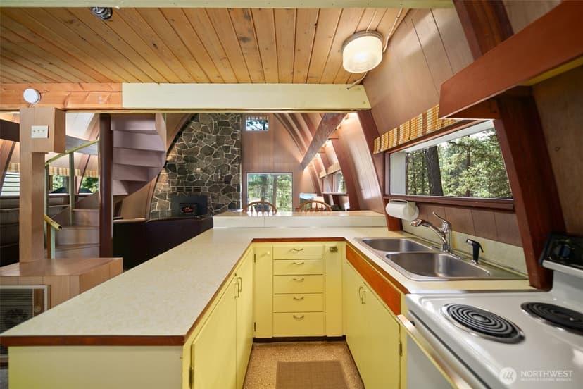 Property photo for 2514 Kinnikinnick Drive, Leavenworth photo 16