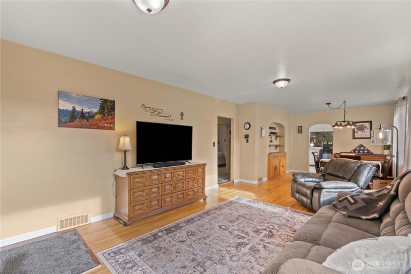 Property photo for 308 Ski Hill Drive, Leavenworth photo 8