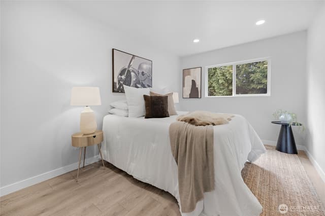 Property photo for 7031 NE 175th Street #33, Kenmore photo 5