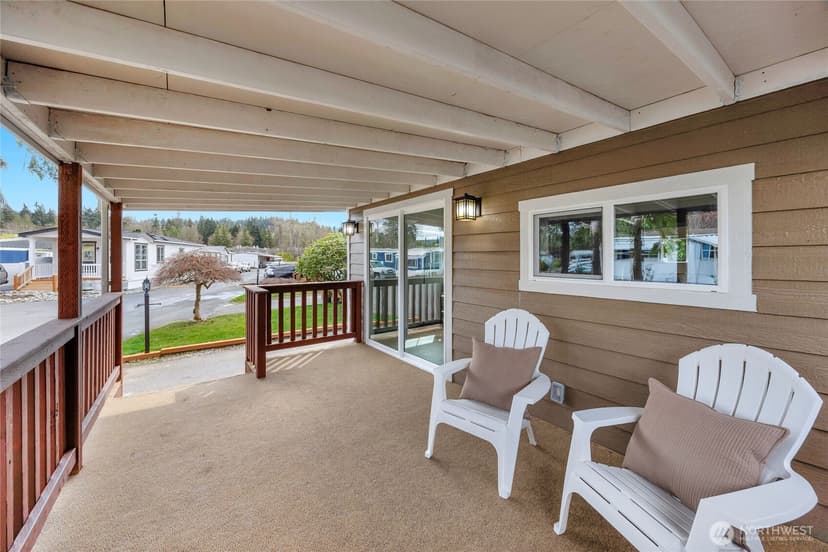 Property photo for 7031 NE 175th Street #33, Kenmore photo 11