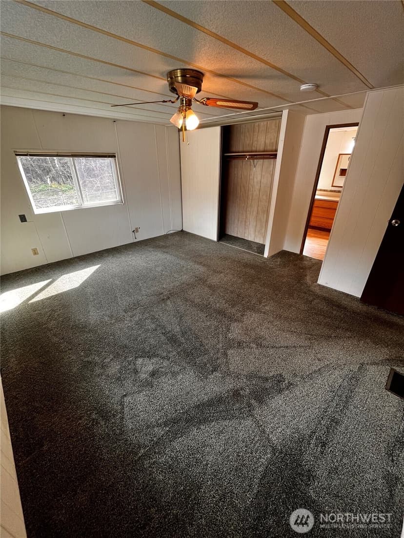 Property photo for 149 Sereno Circle Dr, Bremerton photo 8