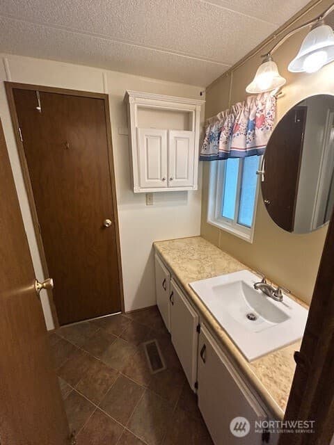 Property photo for 149 Sereno Circle Dr, Bremerton photo 14