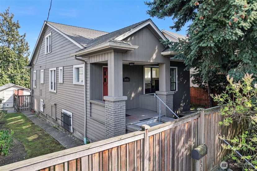 Property photo for 5016 7th Ave Ne, Seattle photo 3