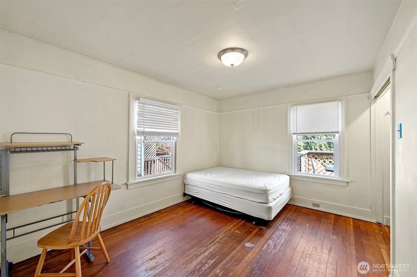 Property photo for 5016 7th Ave Ne, Seattle photo 20
